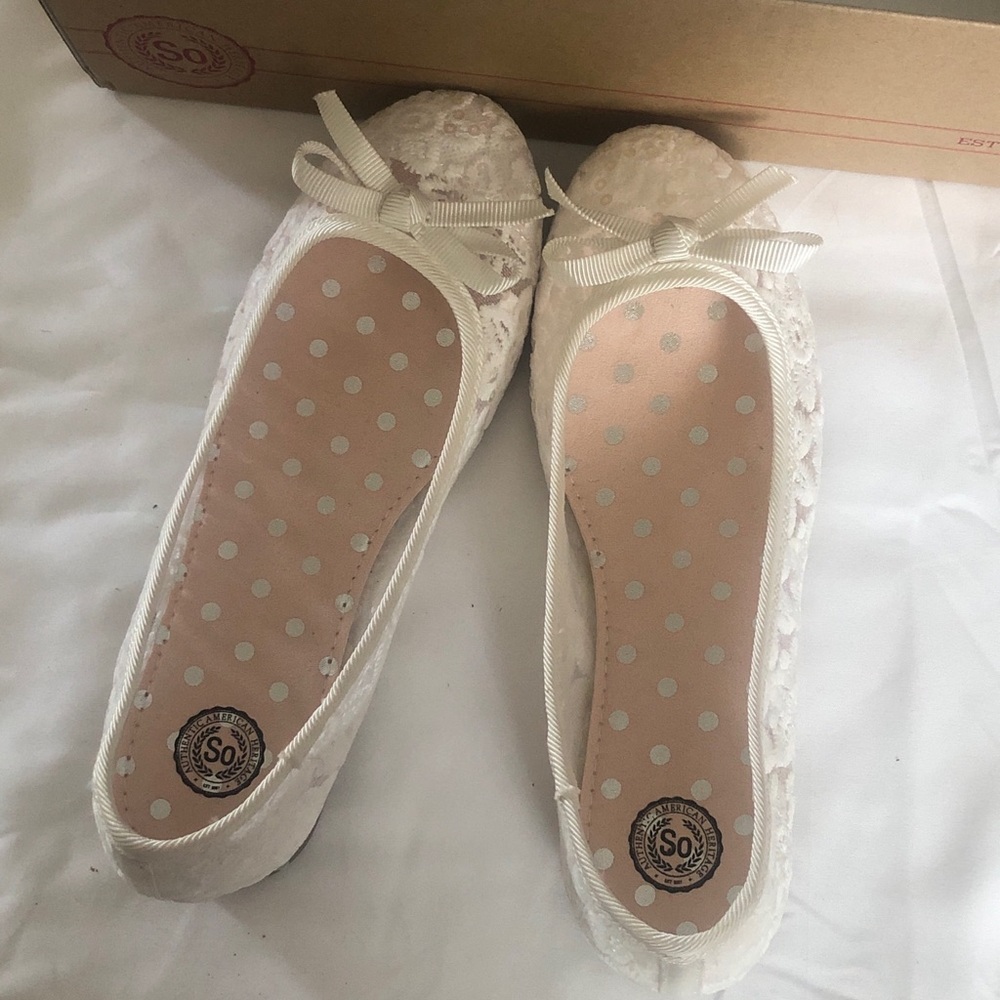 Brand New So Shoes Girls Daisy White Ballet Flats